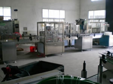 Automatic Linear Liquid Filling Machine